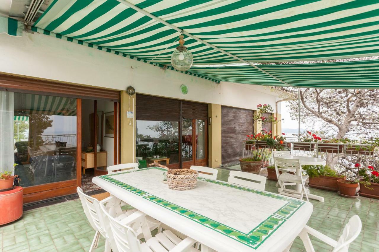 Stunning View Relax Tra Mare E Cielo Διαμέρισμα Villa Solari Εξωτερικό φωτογραφία